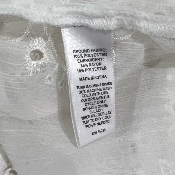 Express Women’s Cinched Waist Eyelet Top (XS) - Picture 8 of 13